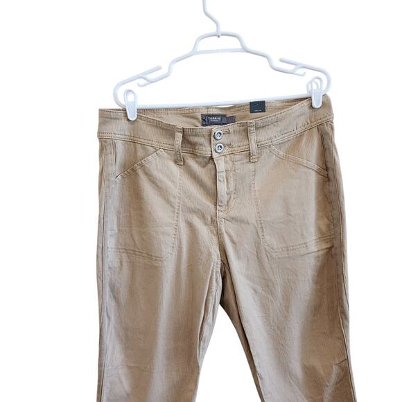 Torrid Mid Rise Slim Straight Leg Chino Pants Flat Fronts Khaki Size 14 - Picture 3 of 11